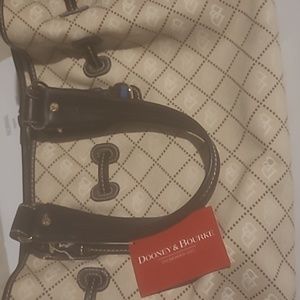 Dooney &Bourke purse